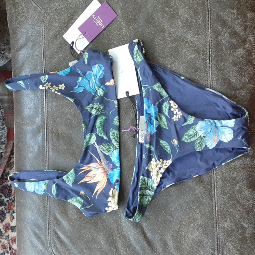 Onia Bikini Set - Picture 1 of 3